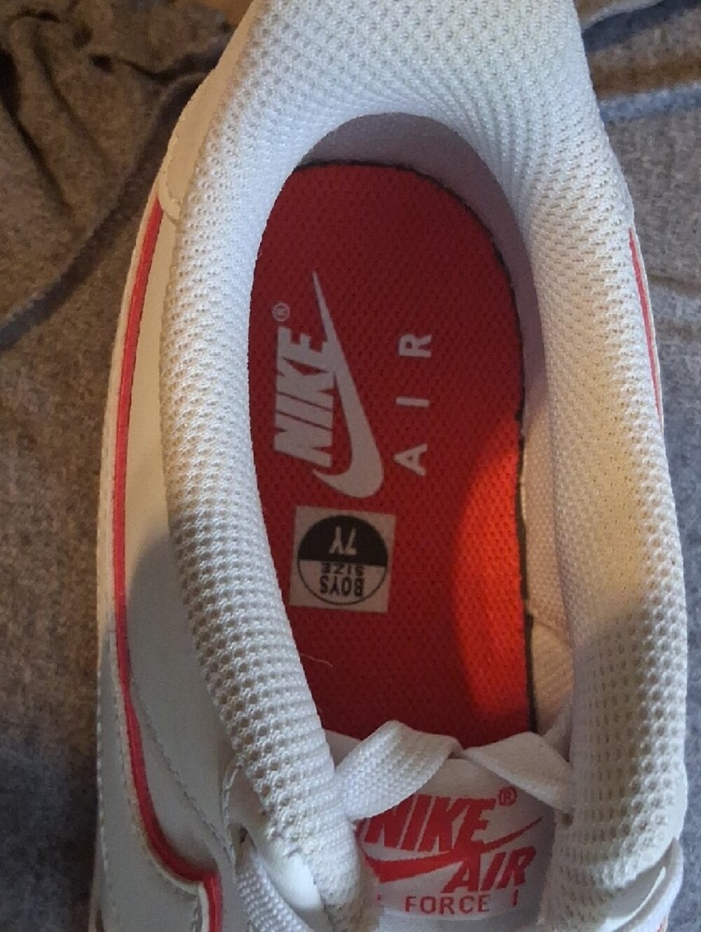 White Athletic Sneakers with Red Accents - Picture 4 of 4
